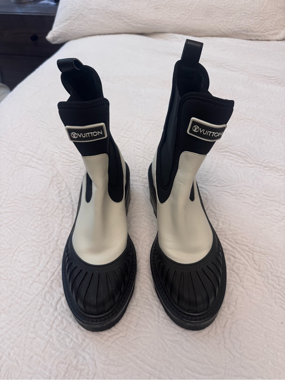 AUTHENTIC Louis Vuitton womens Black and Cream High-Top Boots